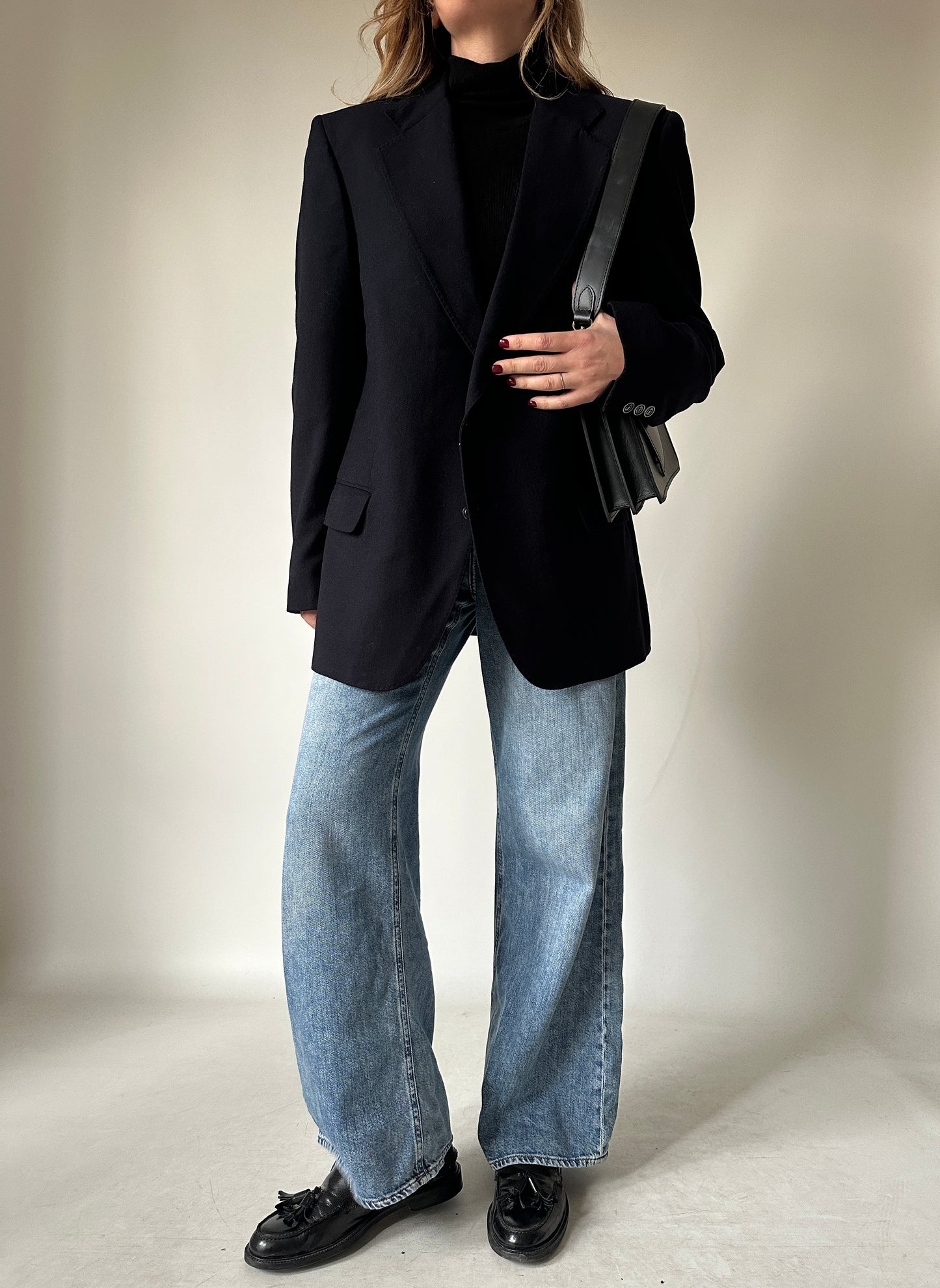 Minimal navy virgin wool blazer