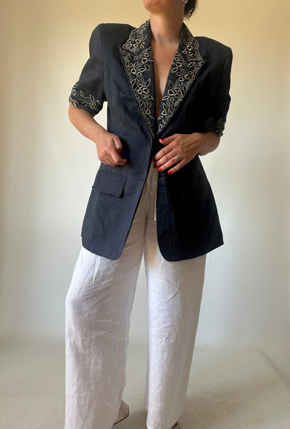 Precious elegant blazer with beads