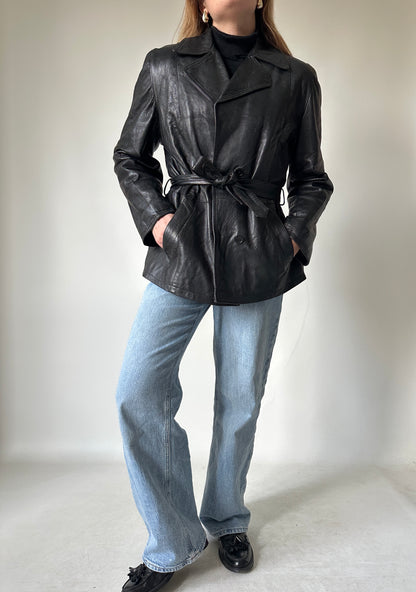 Chic leather jacket with belt