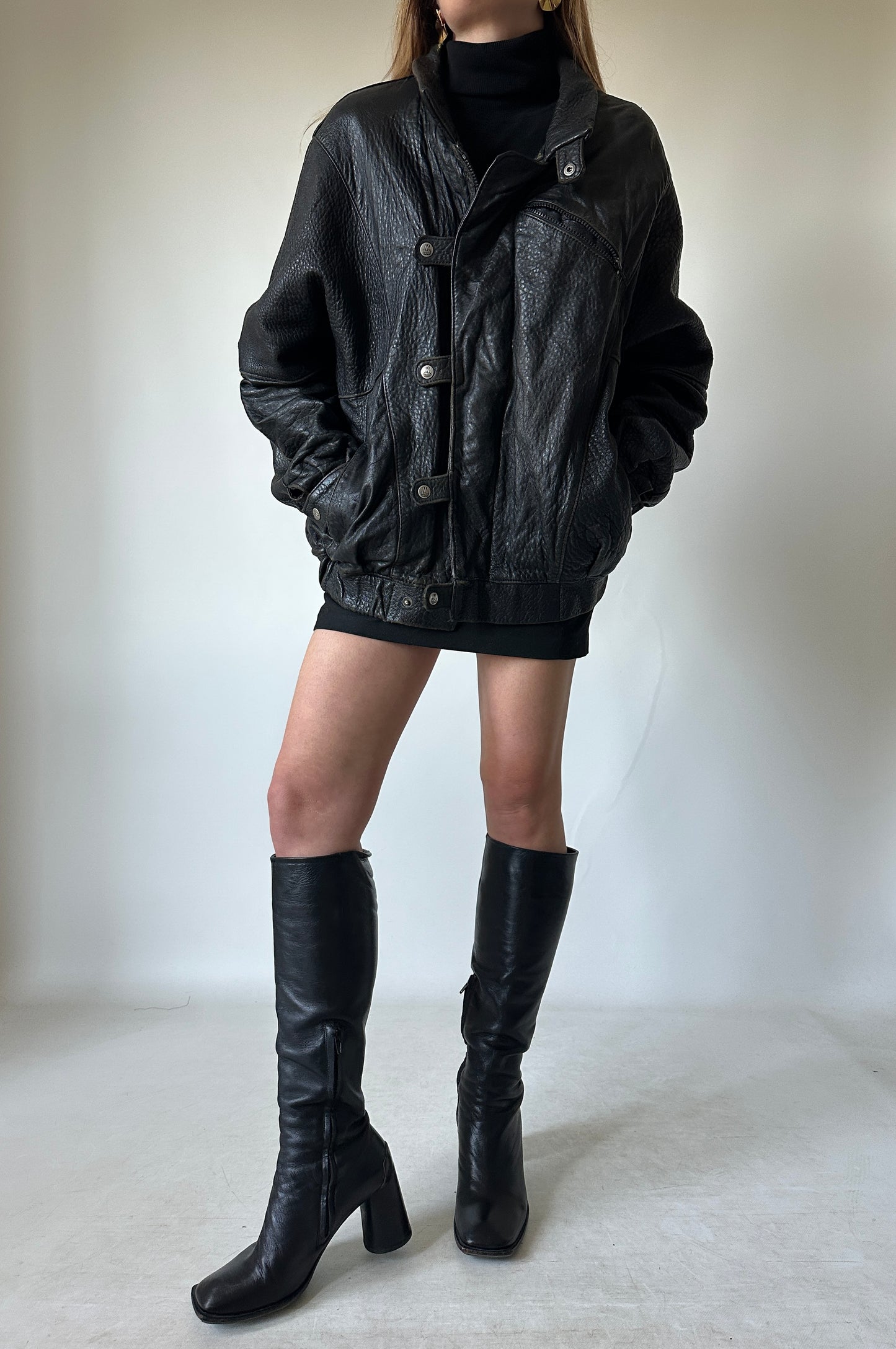Oversize Paris black leather bomber