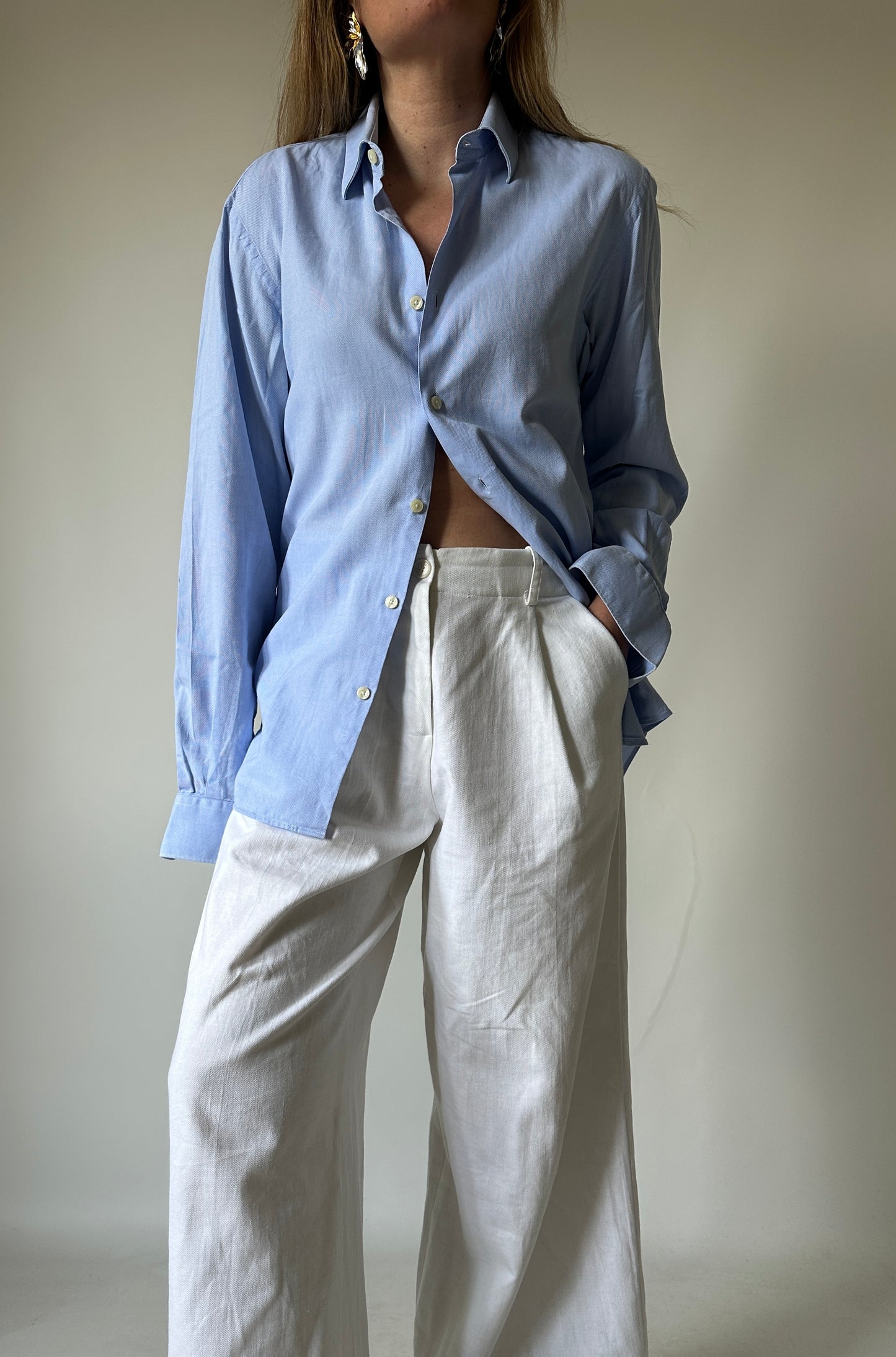 CALVIN KLEIN minimal blue shirt