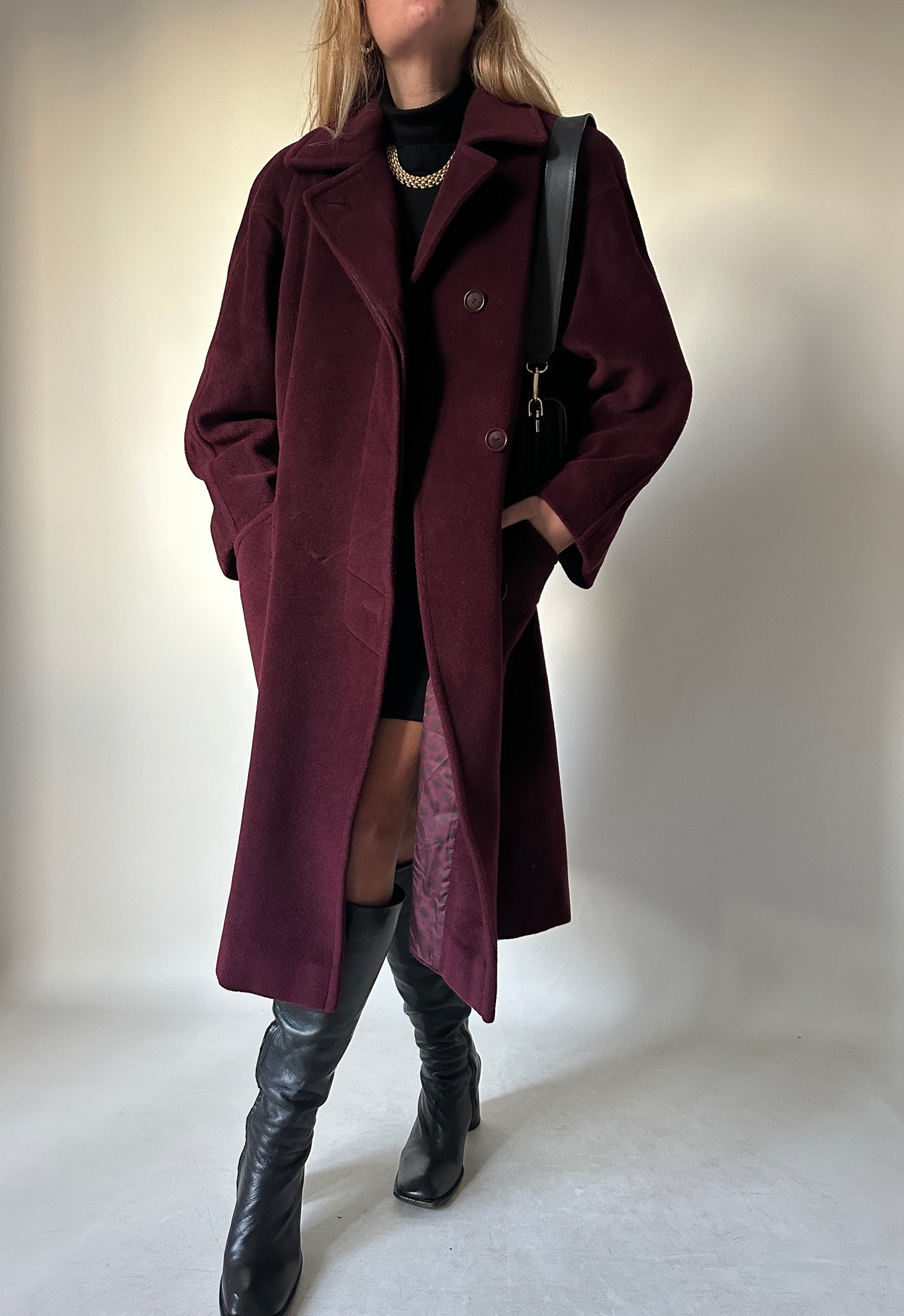 Burgundy wool and cachemire coat