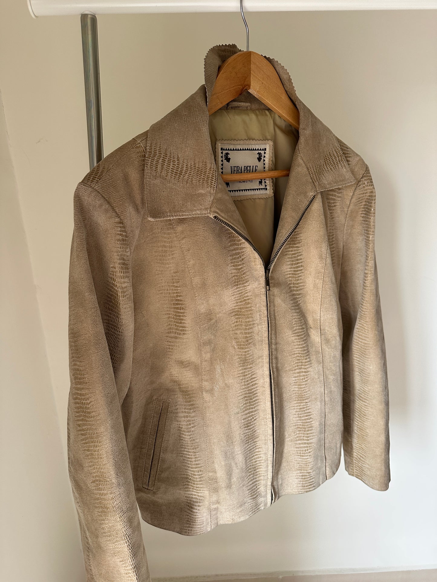Phyton sand light leather jacket