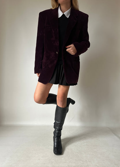 Oversize burgundy velvet blazer