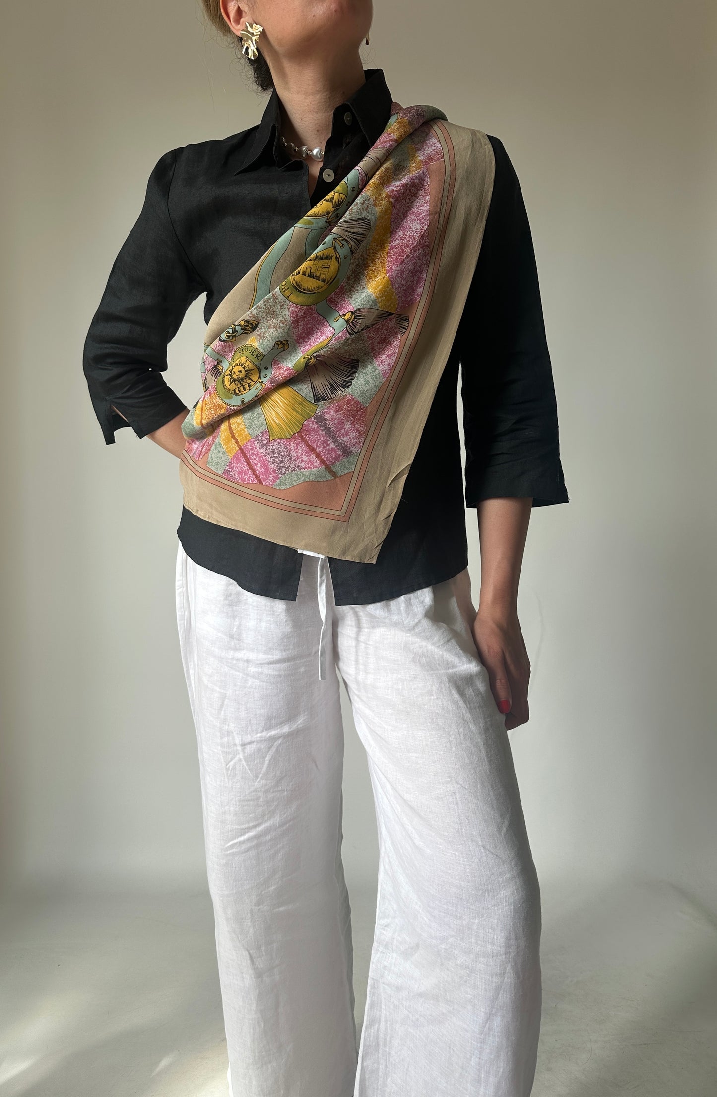 Foulard stampato rosa e beige pura seta