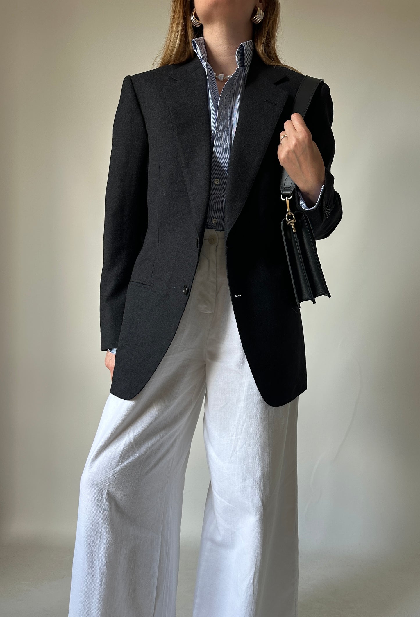 Minimal slim wool blazer
