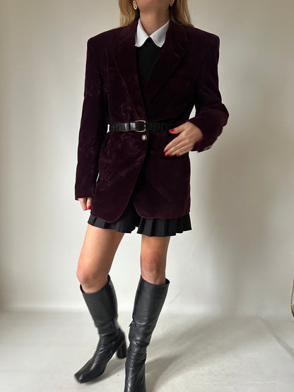 Oversize burgundy velvet blazer