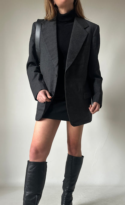 Minimal tailored wool blazer