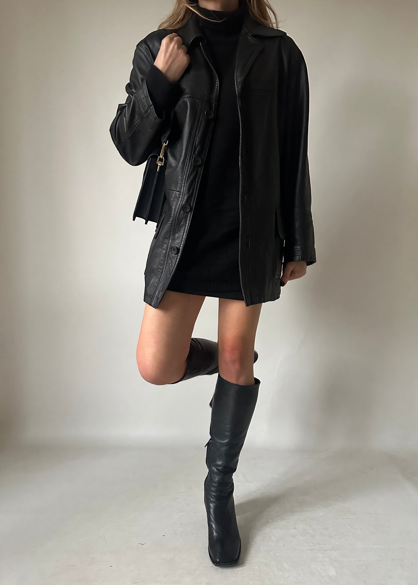Giacca in pelle nera passpartour