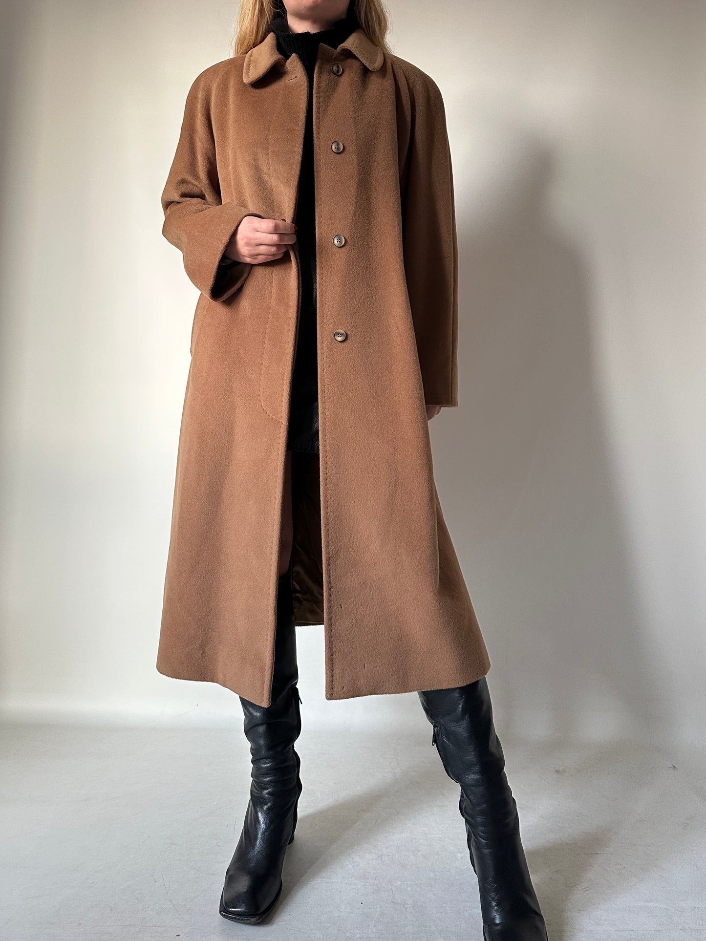PIACENZA pure wool camel coat