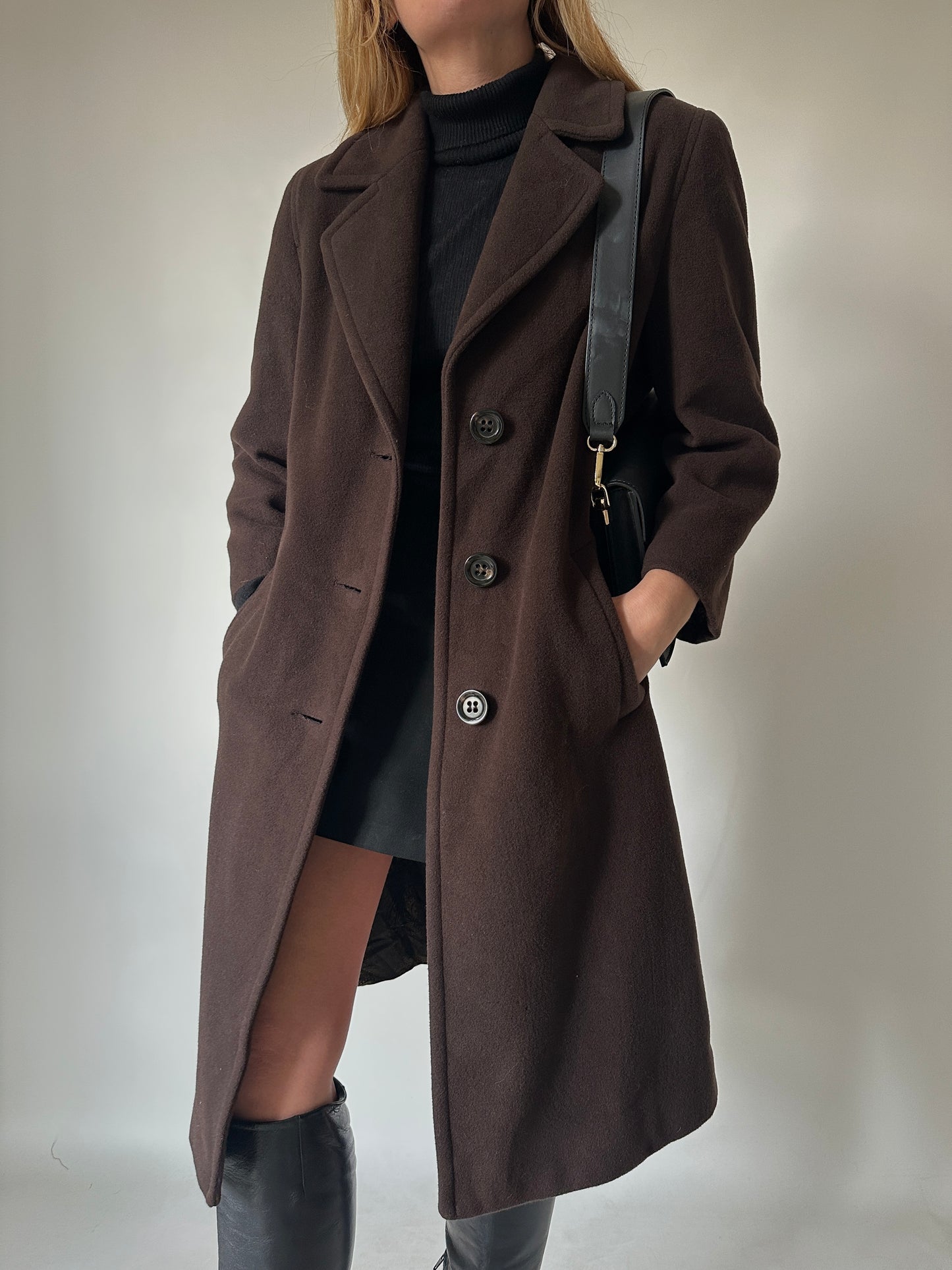 Cachemire and wool chocolate coat