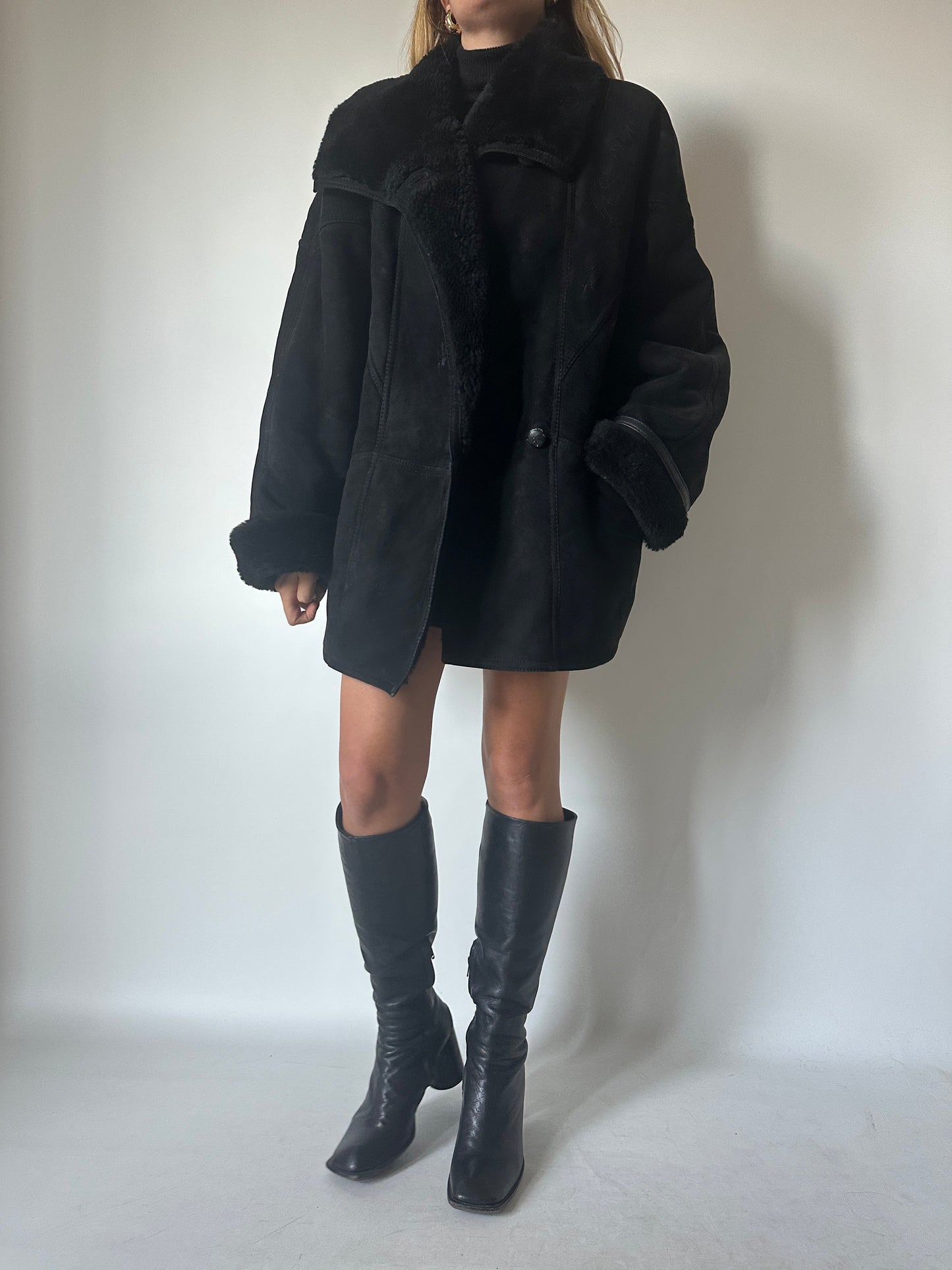 Perfect black Shearling