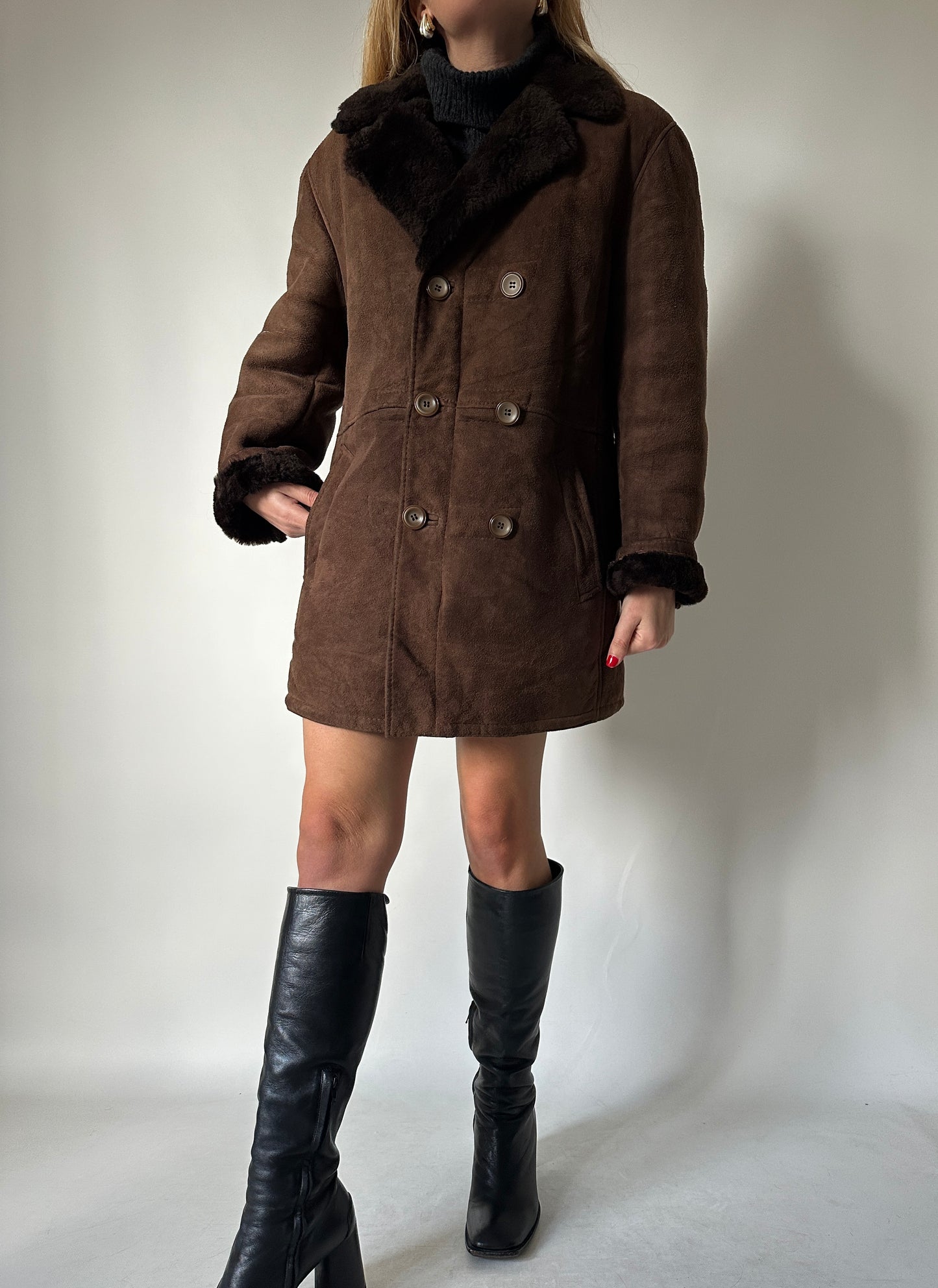 Chocolate petite Shearling
