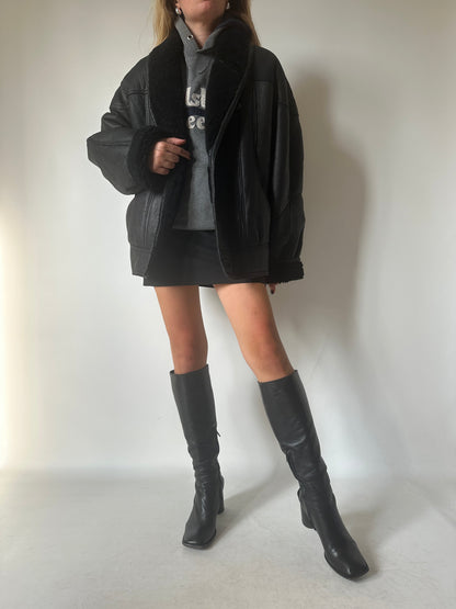 Perfect black Shearling