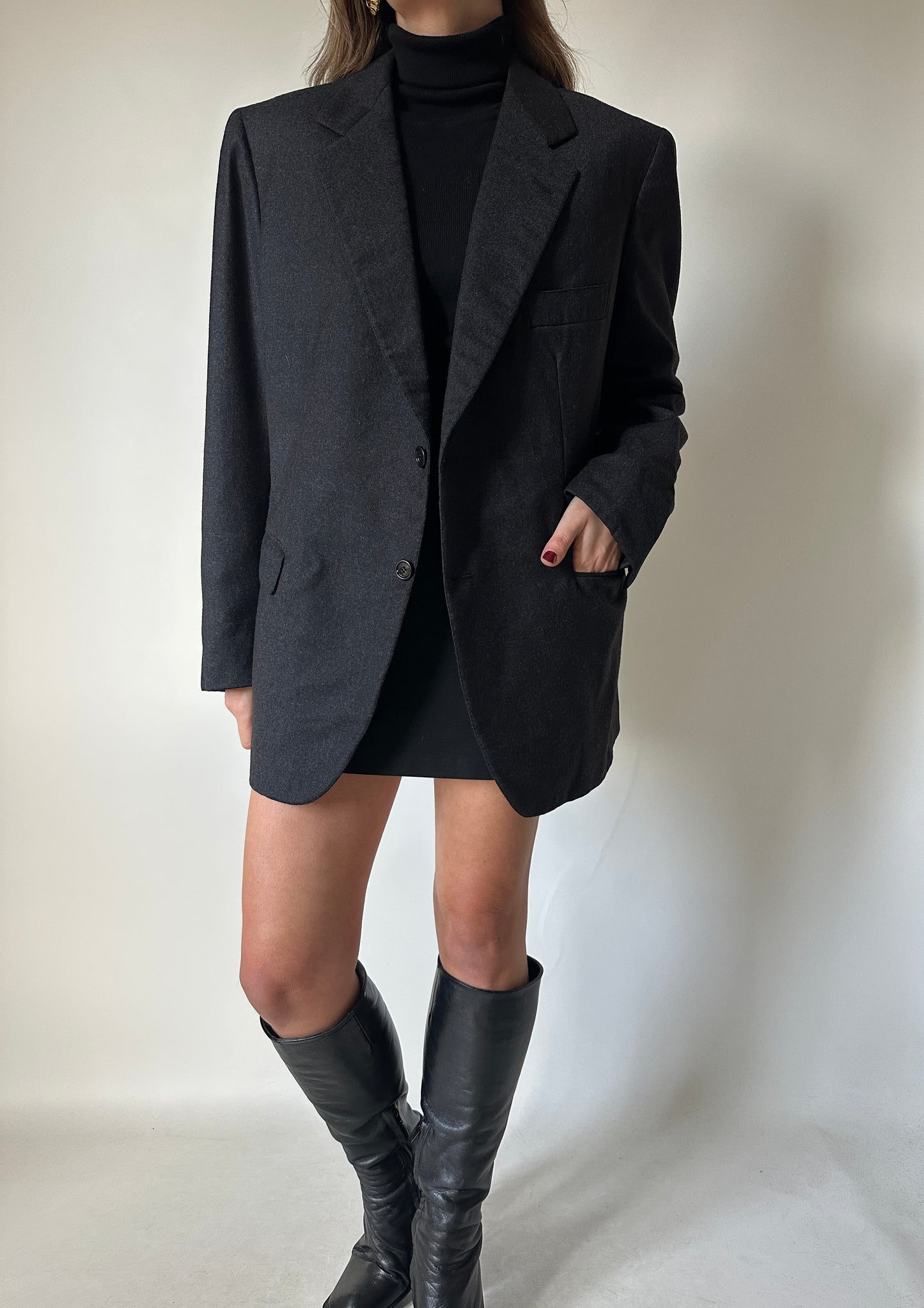 Minimal wool dark grey blazer
