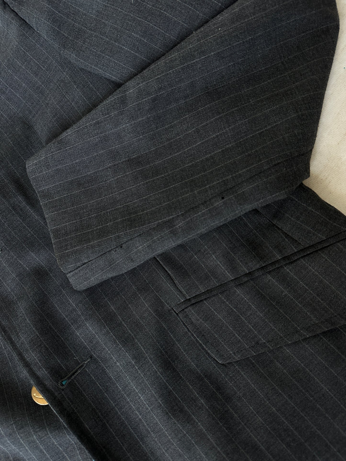 Blazer gessato in fresco lana