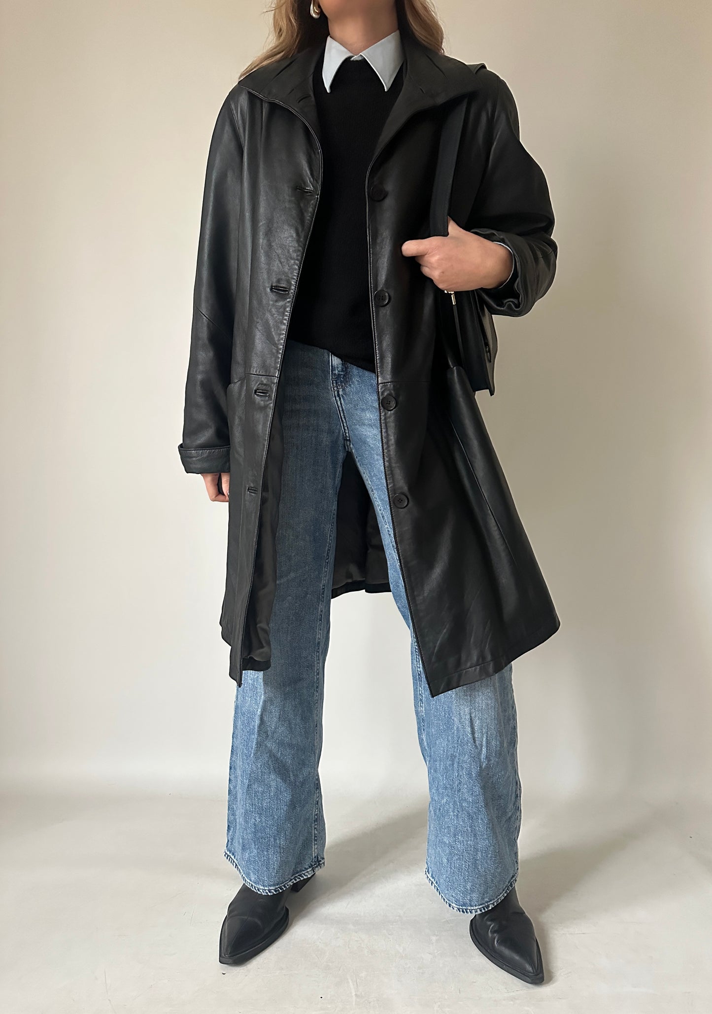 Trench trapuntato in pelle nera