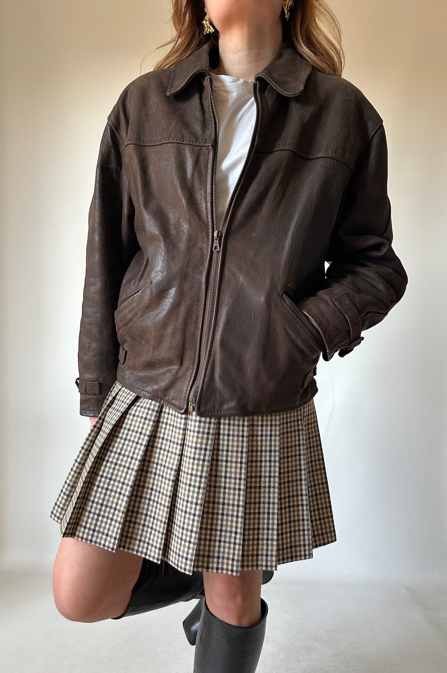 Chocolate petite leather bomber