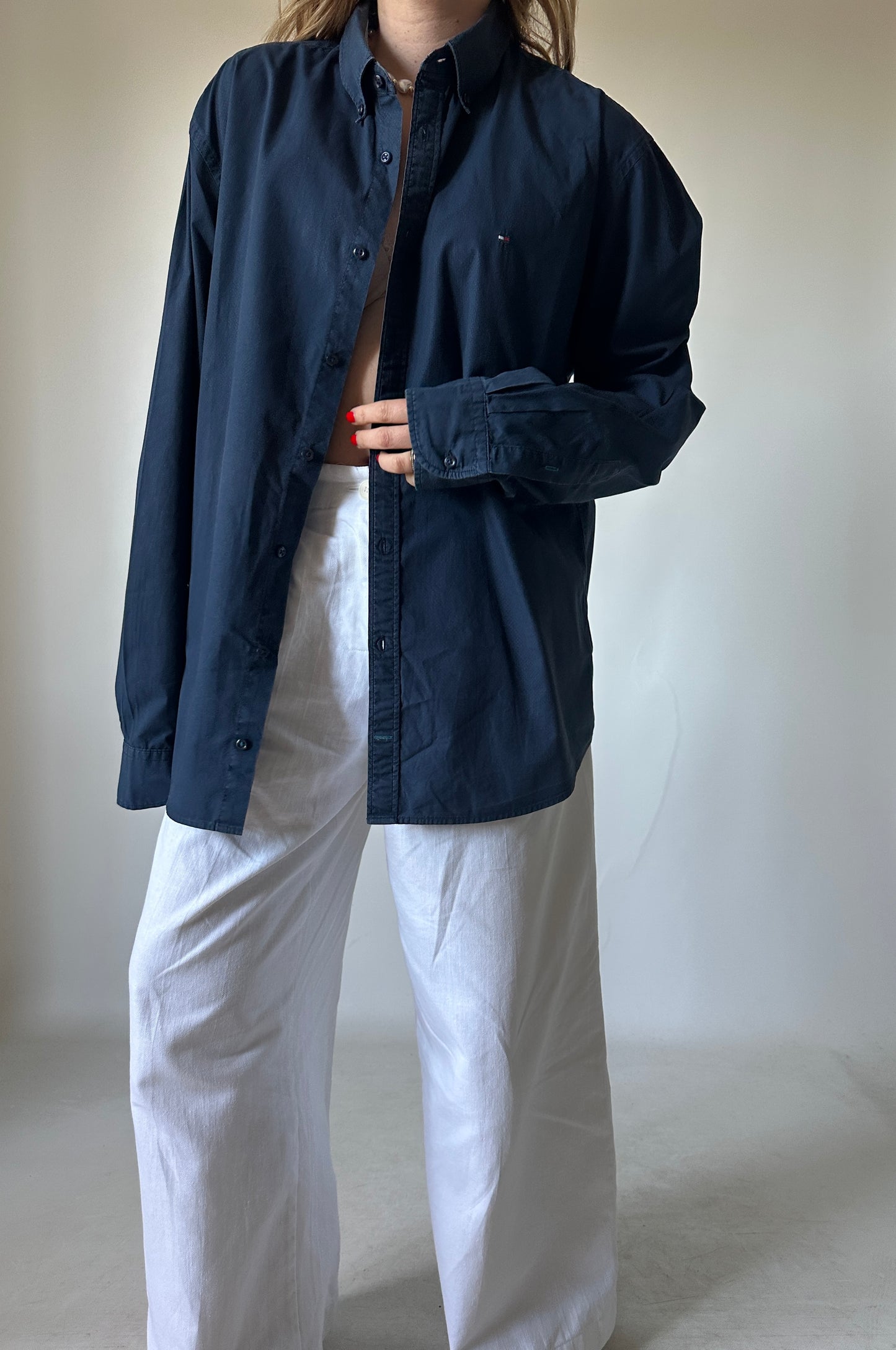 TOMMY HILFIGER oversize navy shirt