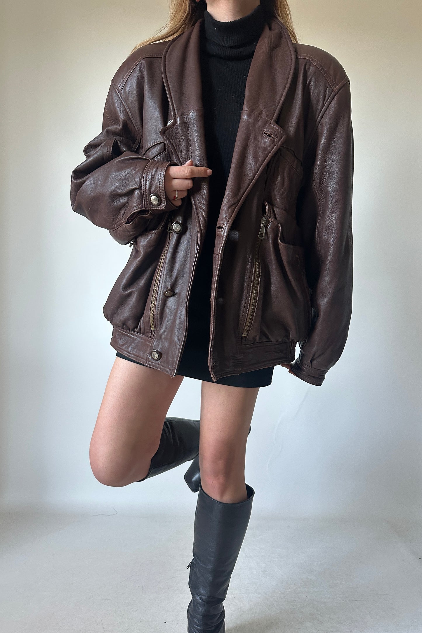 Dreamy chocolate leather bomber
