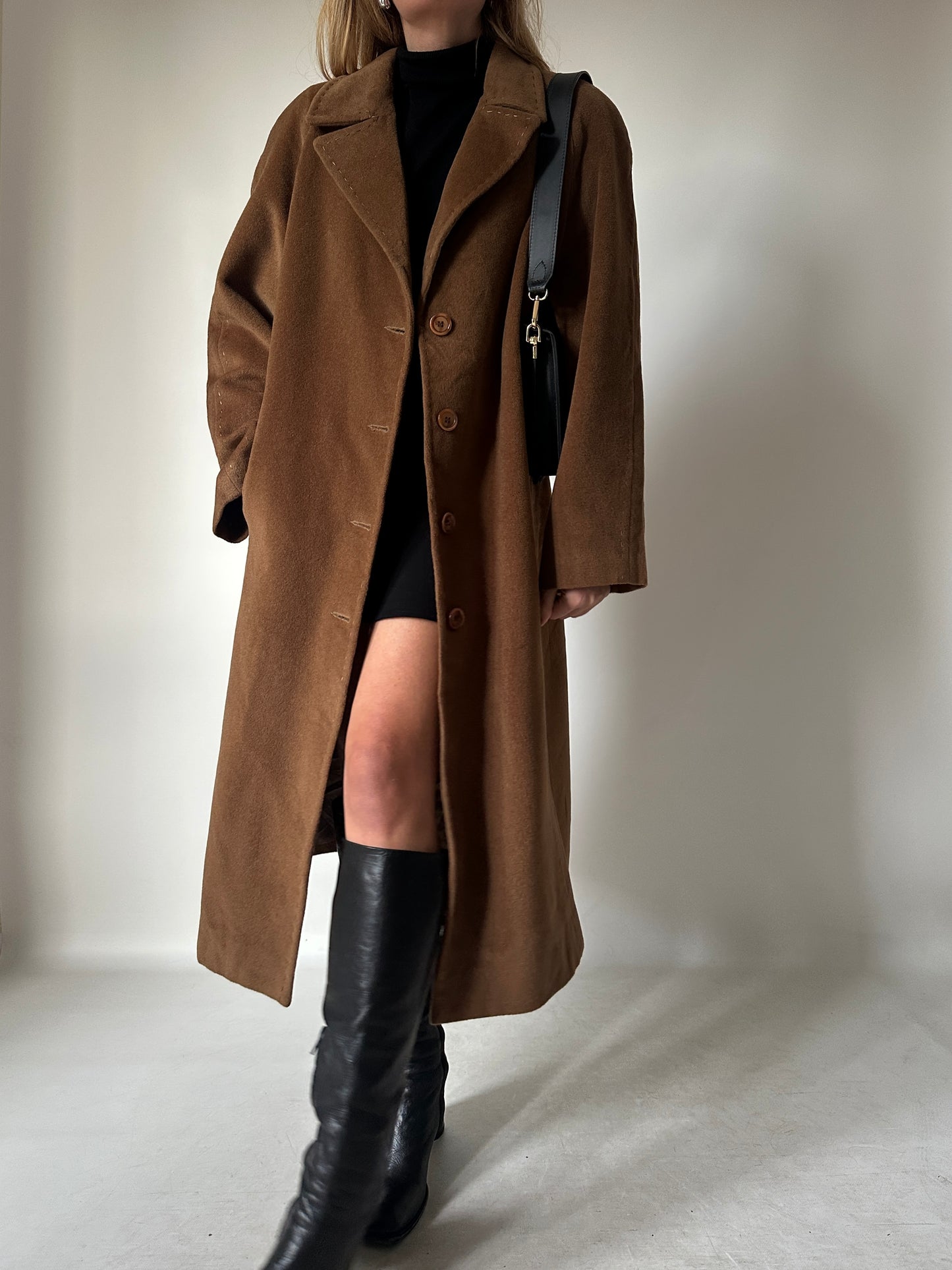 Extra long wool and cachemire camel coat