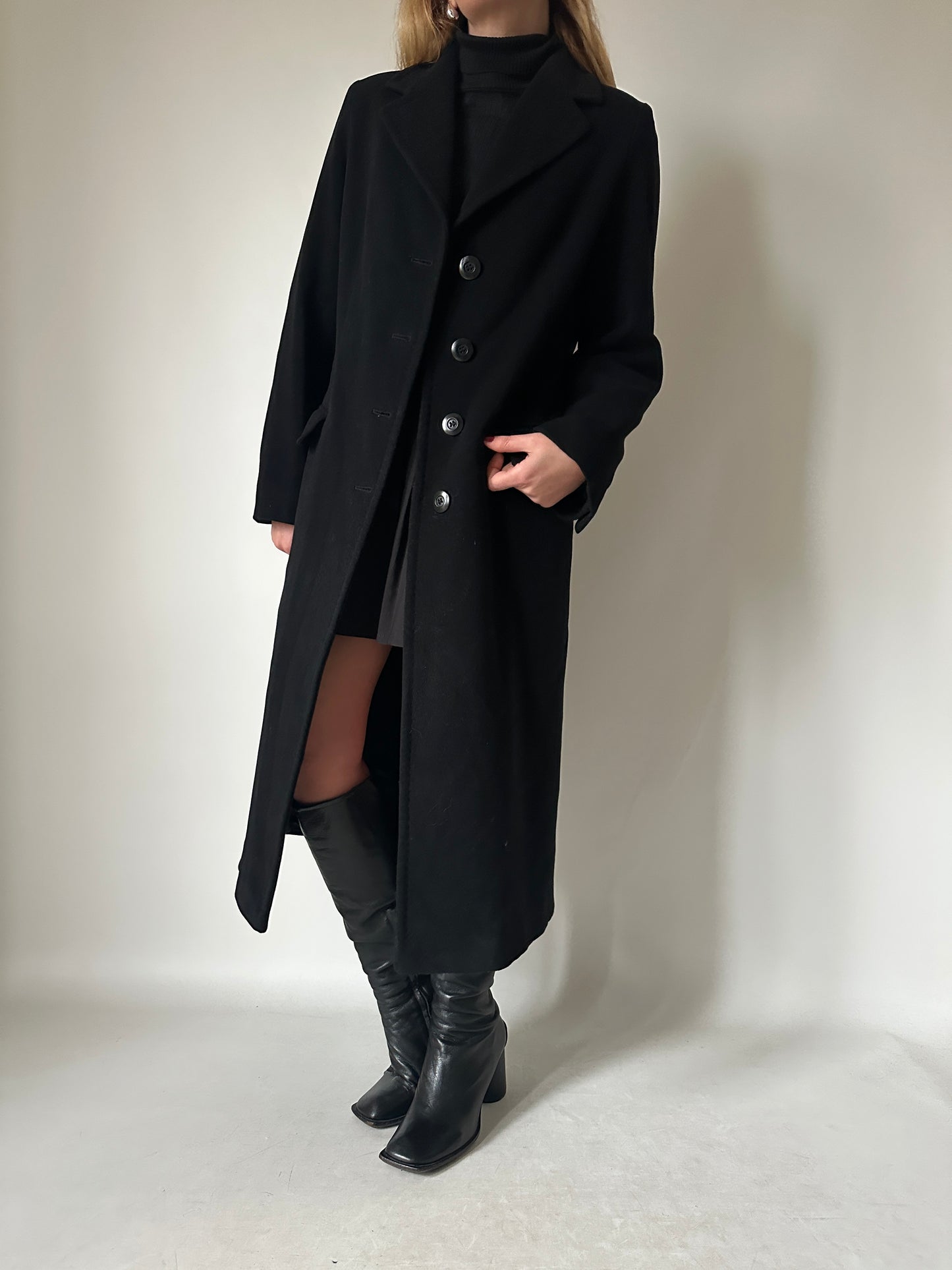Precious wool and cachemire long coat