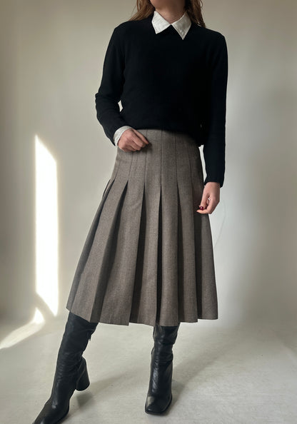 Virgin wool grey pleated long skirt