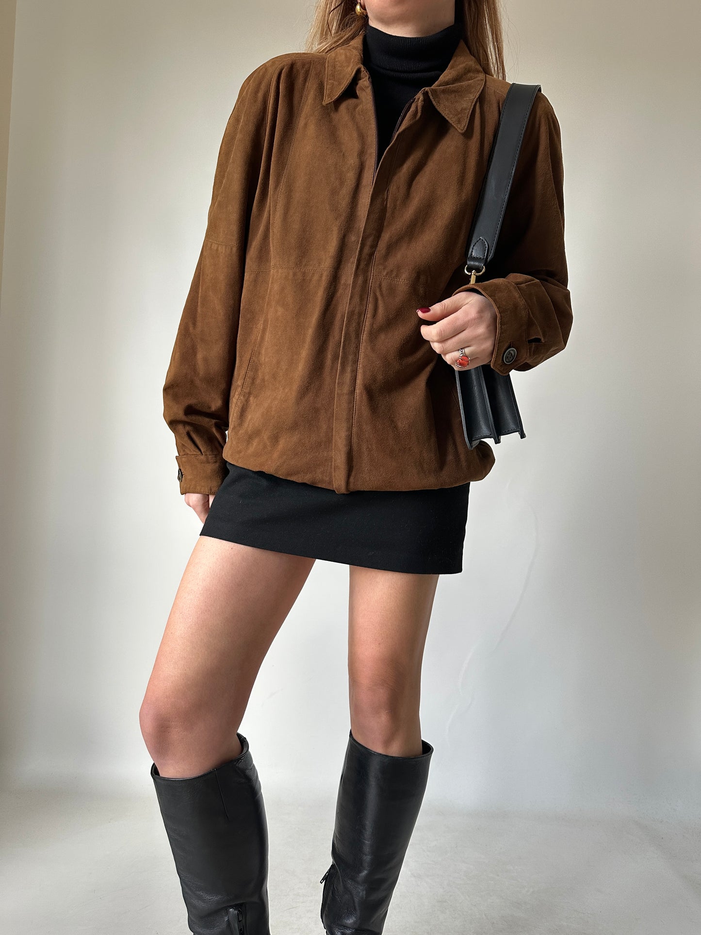 Dreamy suede brown bomber