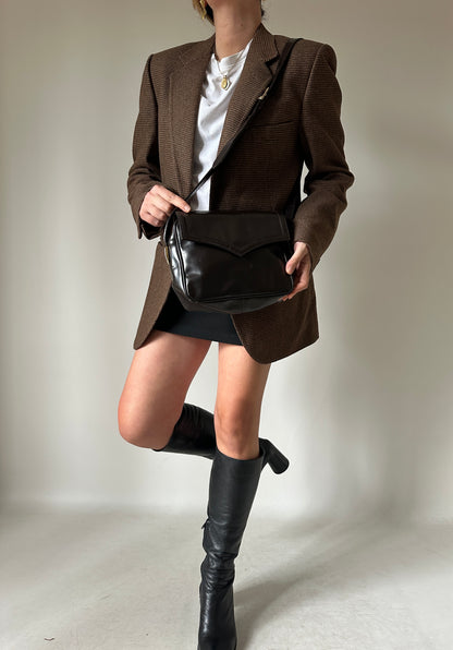 Minimal chocolate leather bag