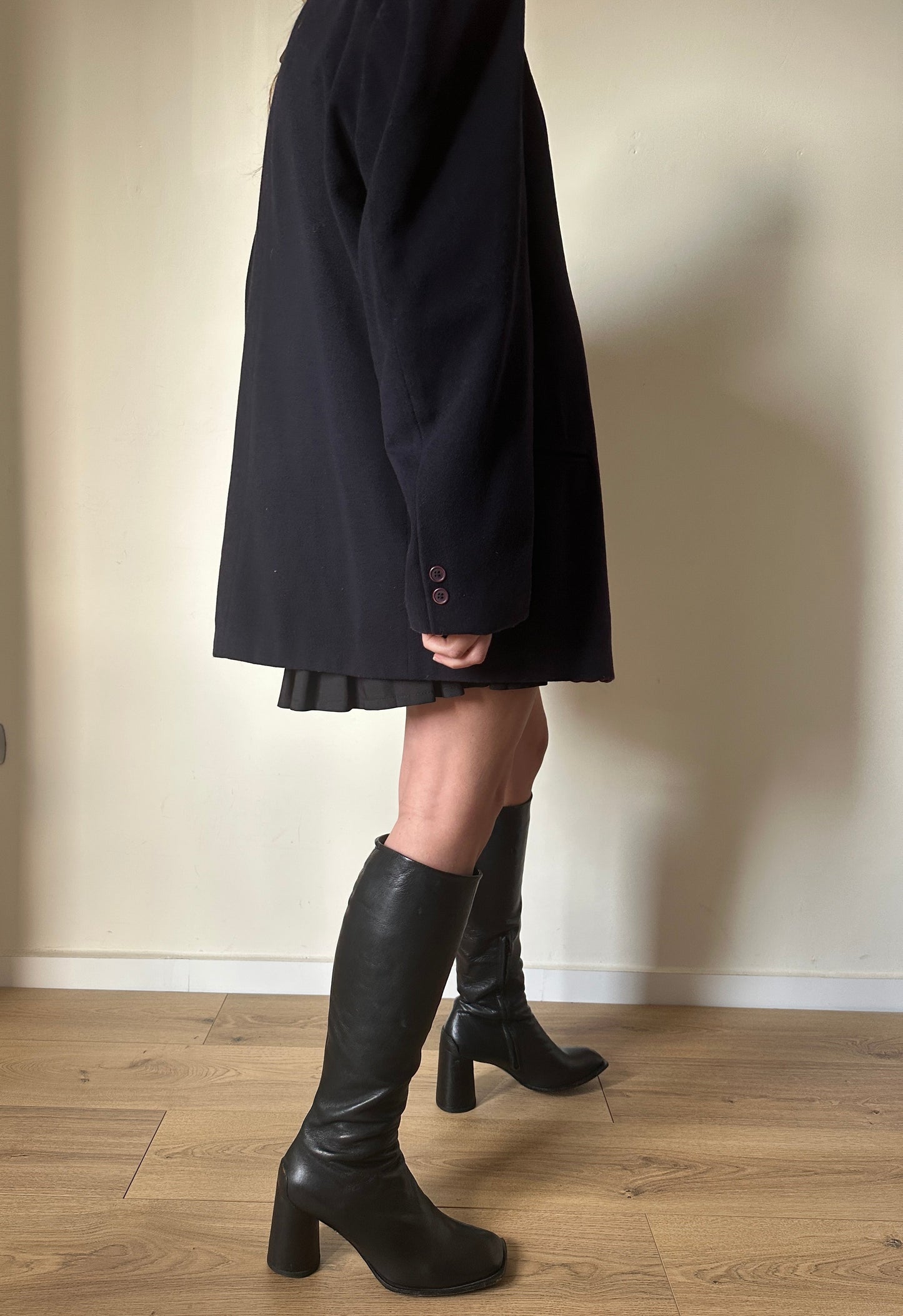 The Frankie wool blazer
