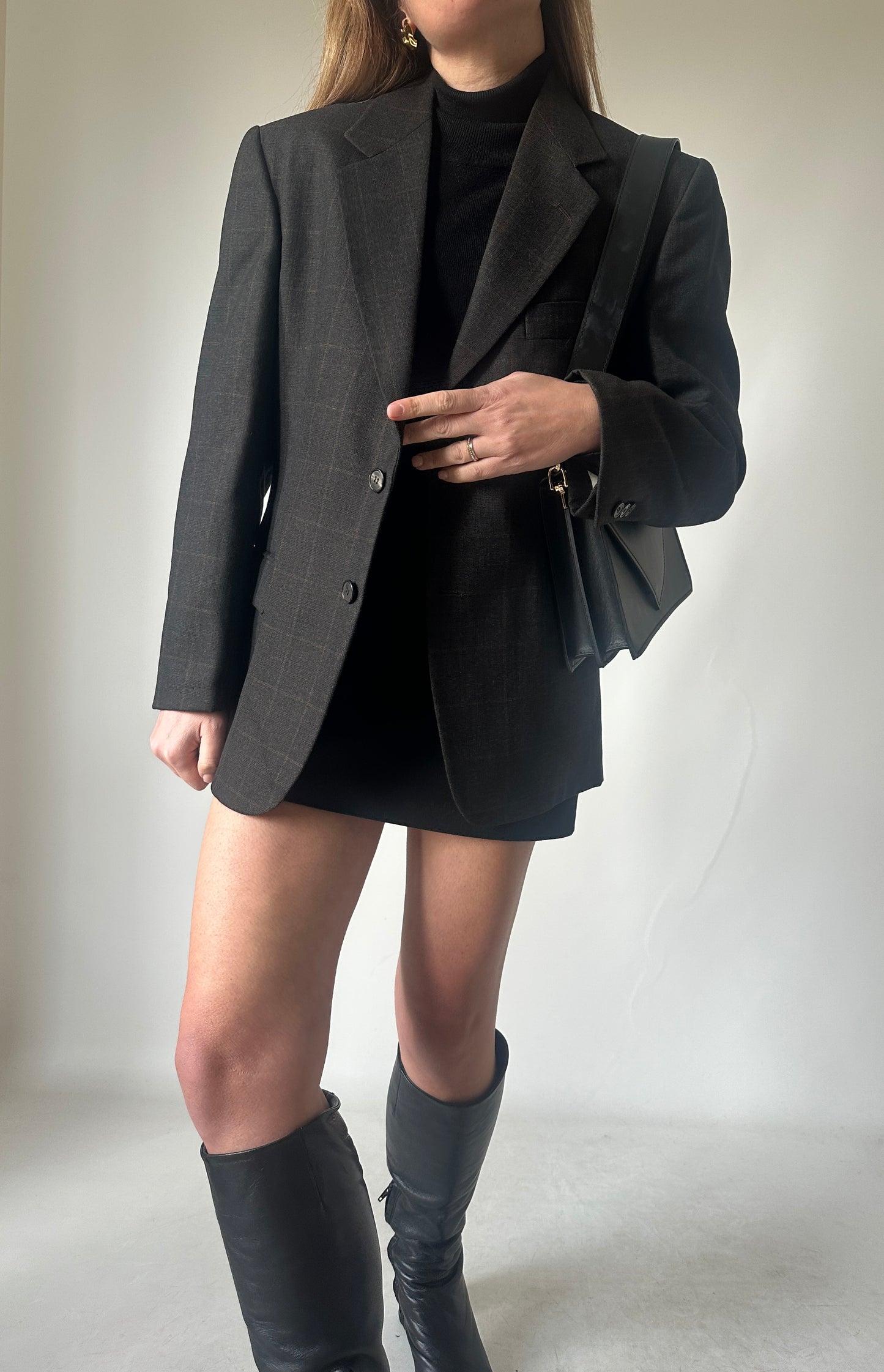 Minimal brown slim blazer