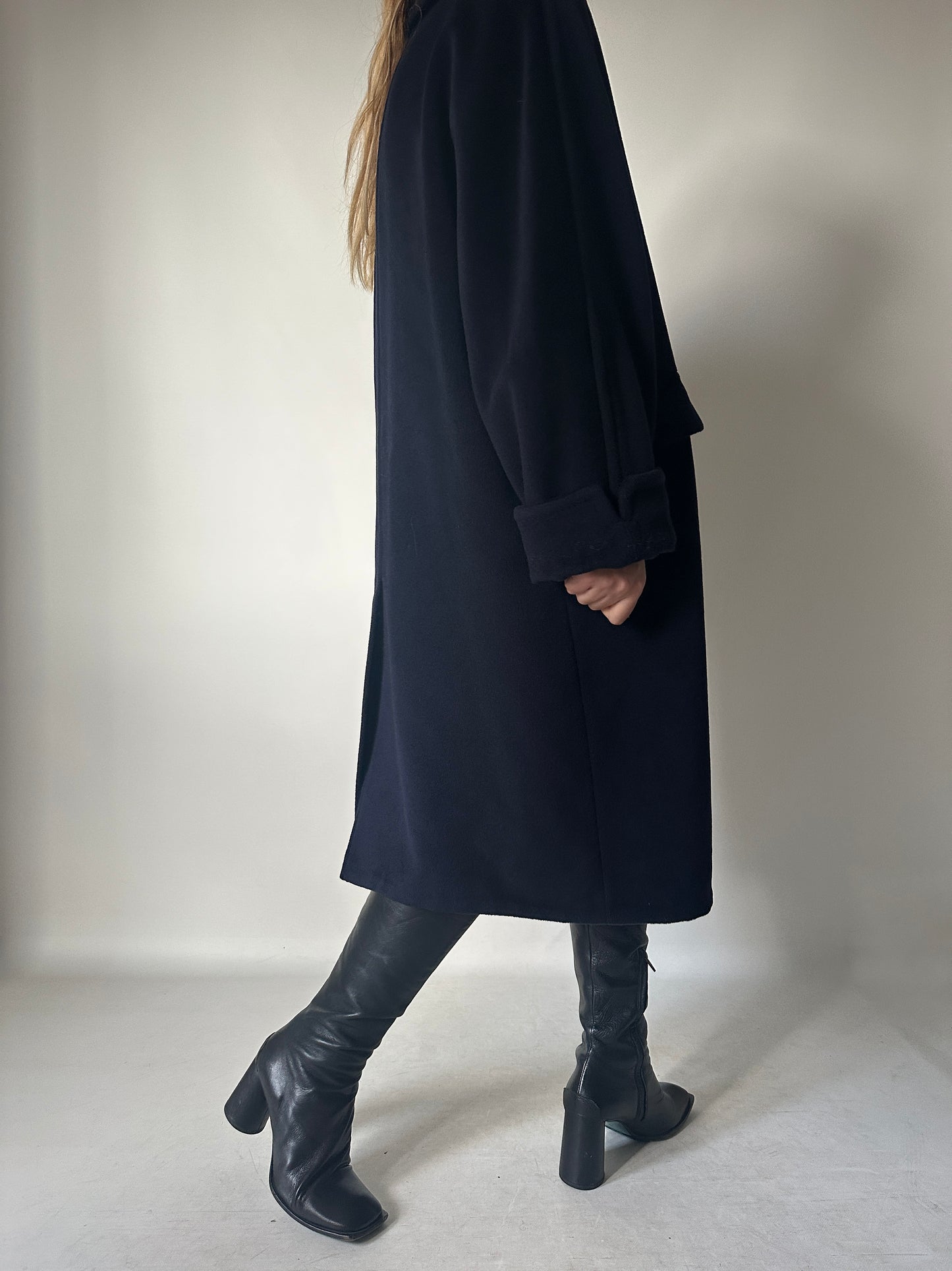 Luxury wool navy coat