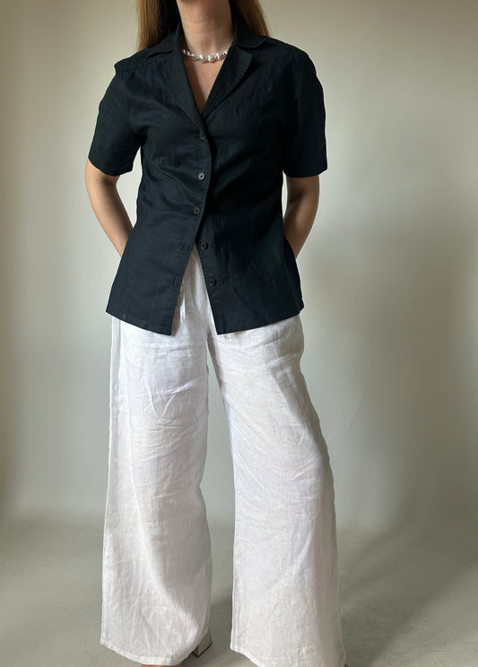 Black minimal linen shirt