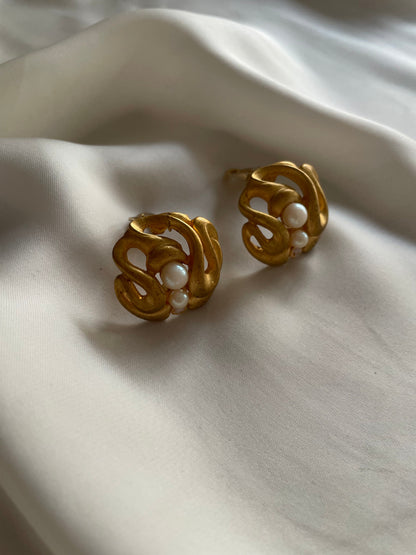 Clip conchiglia oro e perla