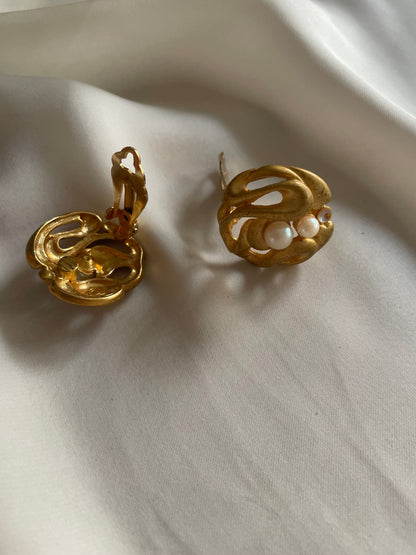 Clip conchiglia oro e perla